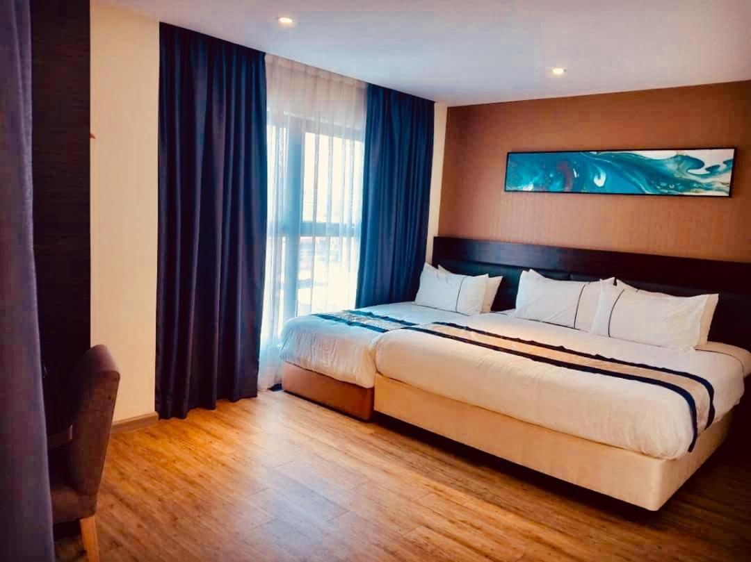 Ramada Encore By Wyndham Chinatown Kuala Lumpur Dış mekan fotoğraf